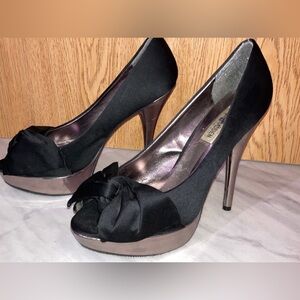 Black Steve Madden Open Toe Bow Stilettos / High Heels Size 10